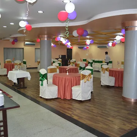 Hotel R K Palace Pakur